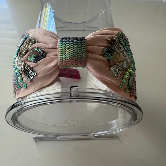 Namjosh Elegant Sequin Embellished Blush Headband - Picture 7 of 8